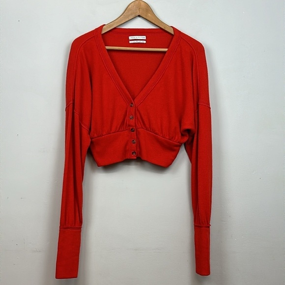 Urban Outfitters Red Farley Button Up Top Cropped Cardigan Sz S - Picture 6 of 11
